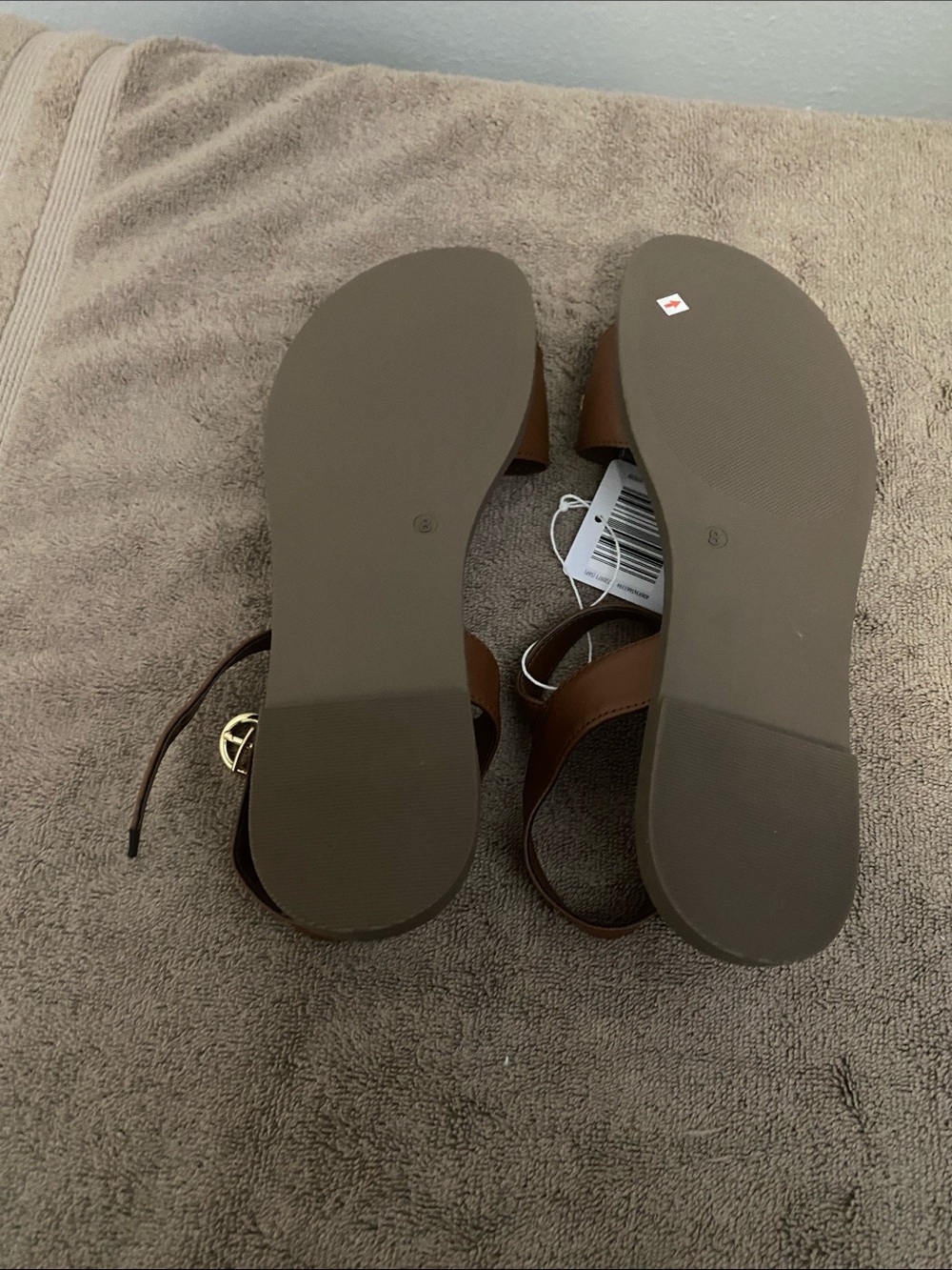 Sandals - Picture 6 of 11